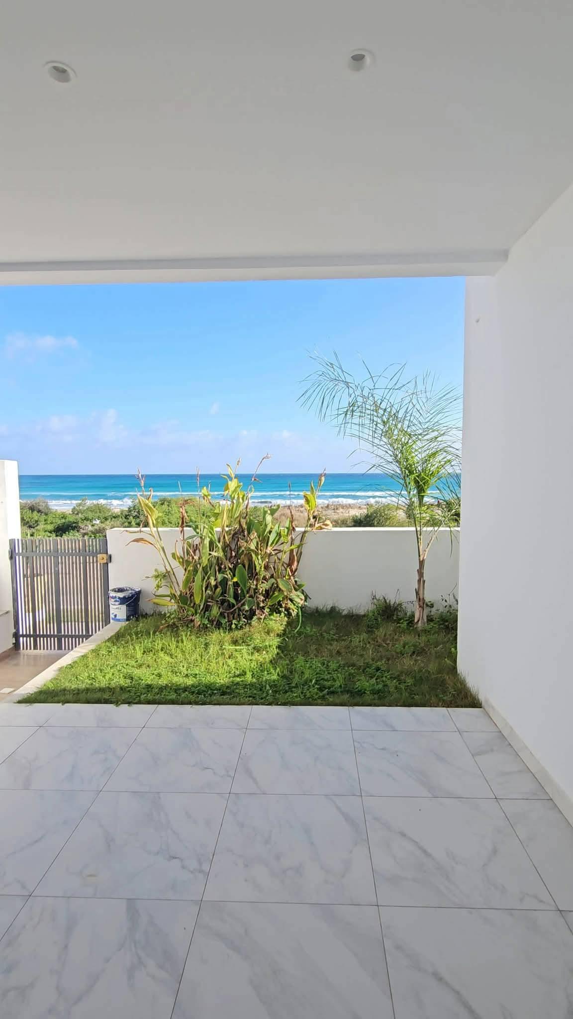 Villa s+2,1ére position,plage ezzahra