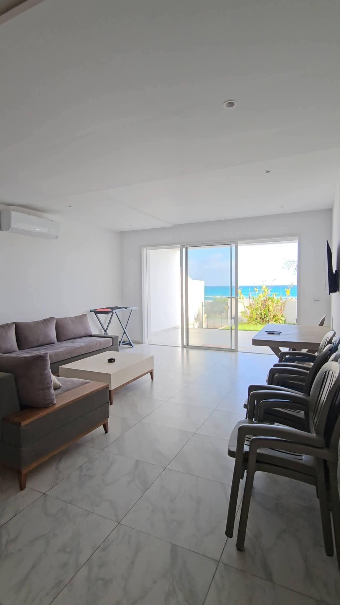 Villa s+2,1ére position,plage ezzahra